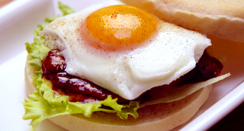 日１５個限定　奥久慈しゃもの照り焼きバーガー